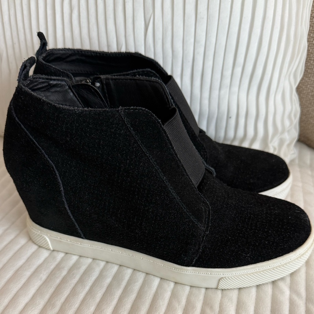 Steve Madden Black Wedge Sneakers